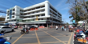 โรงพยาบาล ศรีสะเกษ (2)